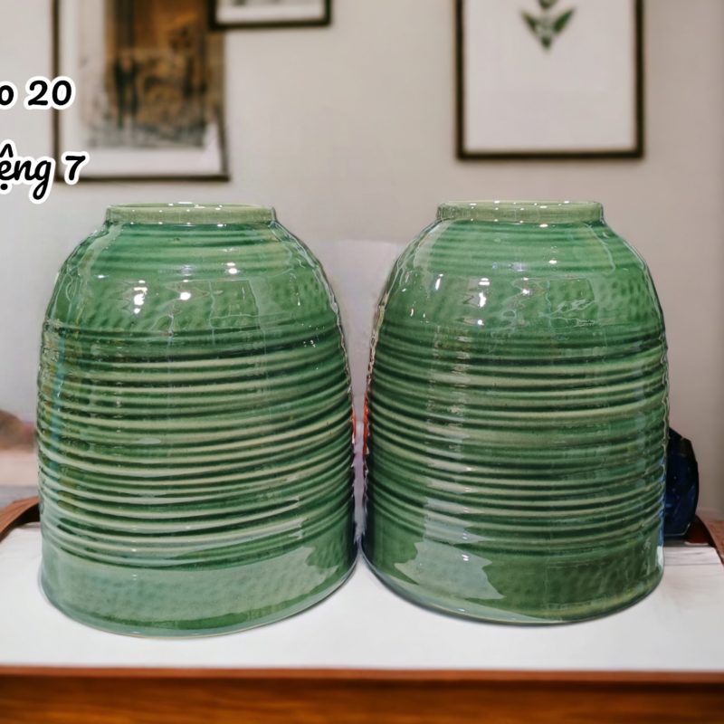 Bình hoa dáng chuông xanh bé gốm sứ